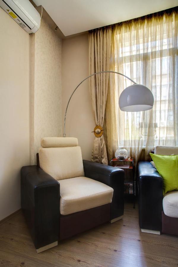 Apartment 65 - Airy Aprt At Top Center София Екстериор снимка